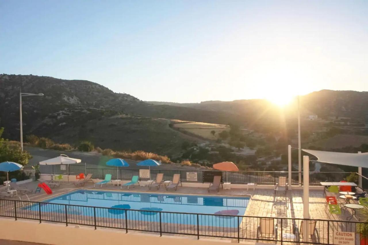 Panoramic Holidays Пейя Екстер'єр фото